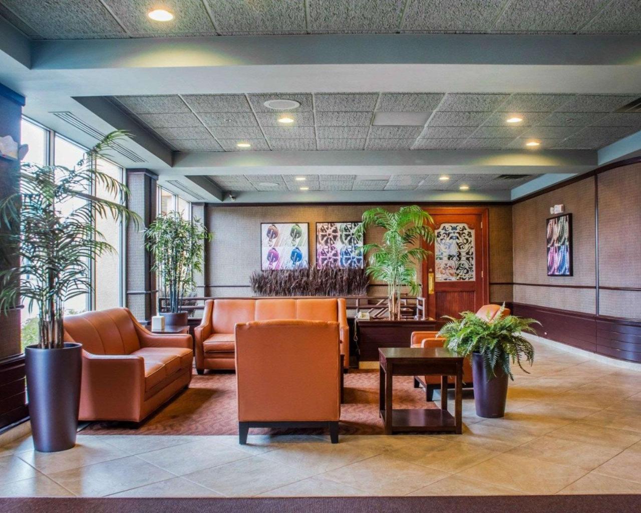 Clarion Hotel & Suites Riverfront Oswego Exterior foto